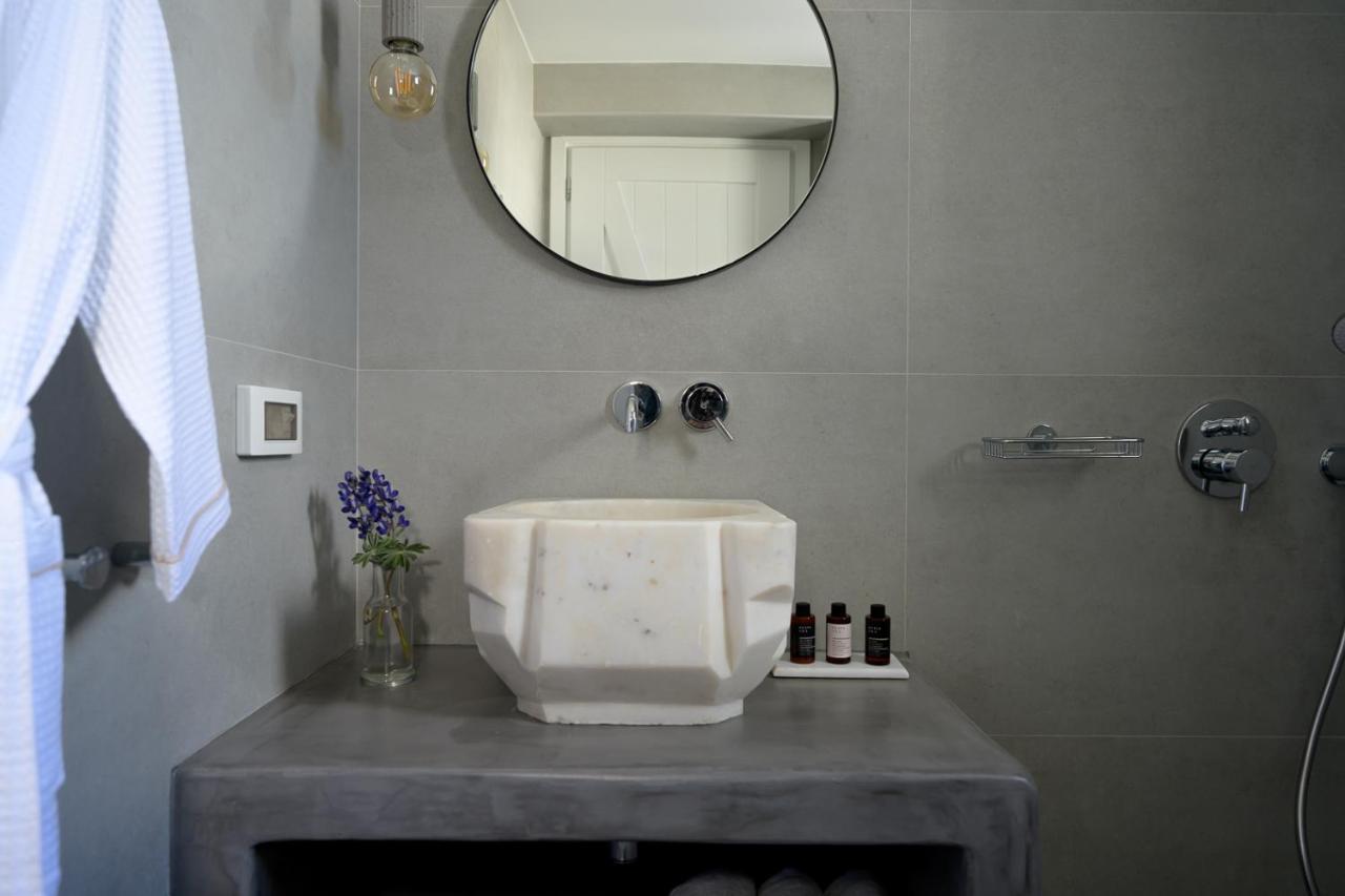 Oia Kissiri - Private Pool Villas ภายนอก รูปภาพ