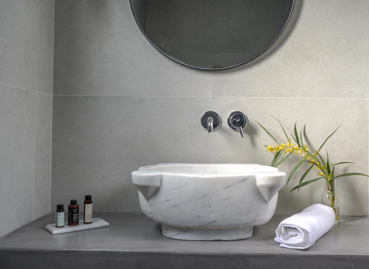 Oia Kissiri - Private Pool Villas ภายนอก รูปภาพ