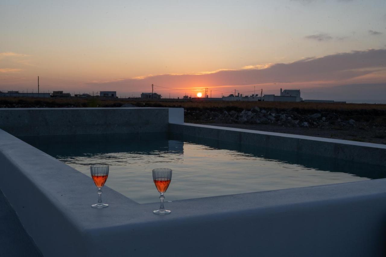 Oia Kissiri - Private Pool Villas ภายนอก รูปภาพ